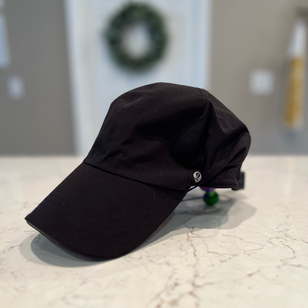 Lululemon Women's Fast and Free Running Hat Black OS